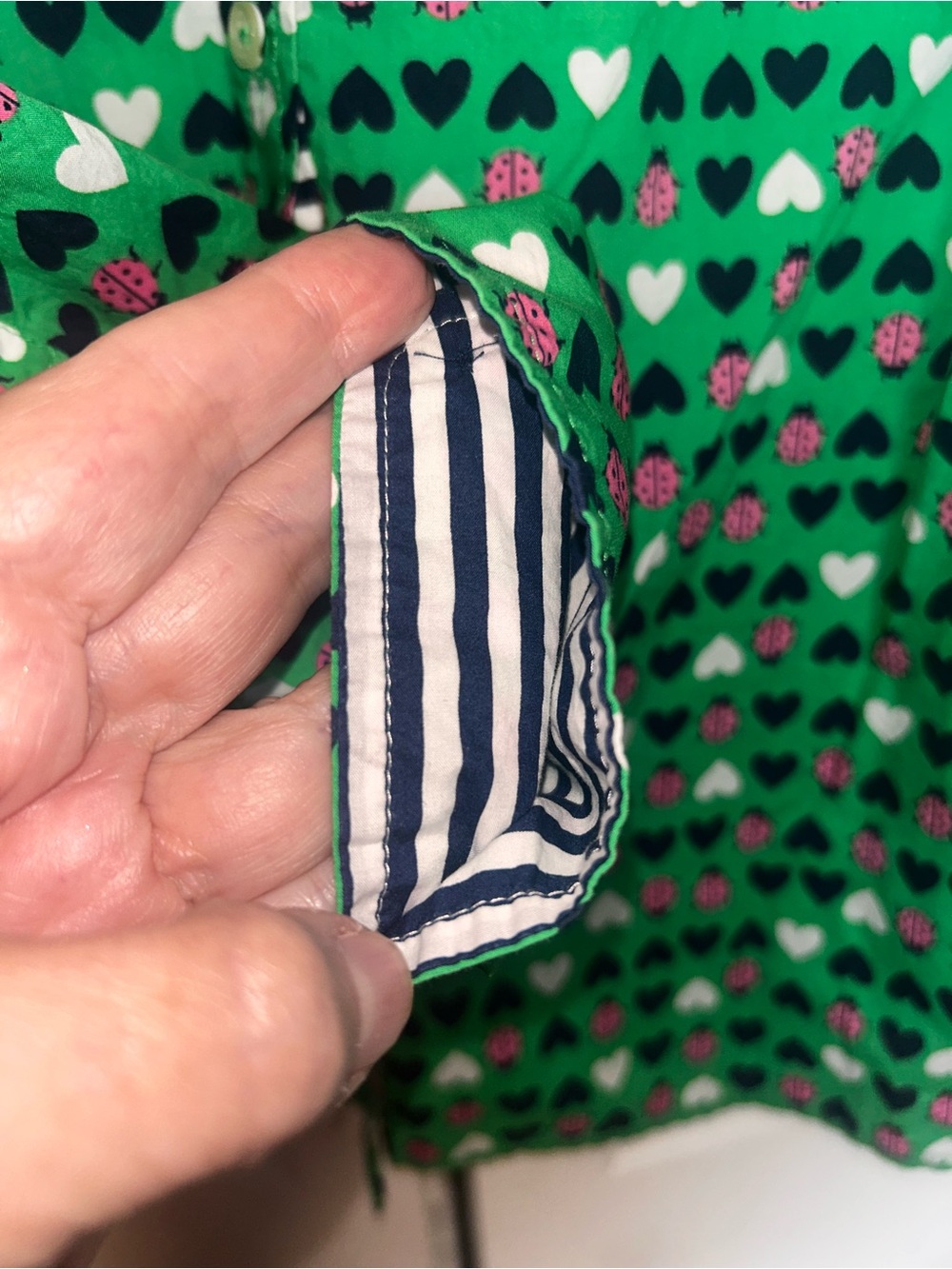 Talbots Green Button-Up Shirt with Pink Ladybug & Navy Hearts - Picture 6 of 9
